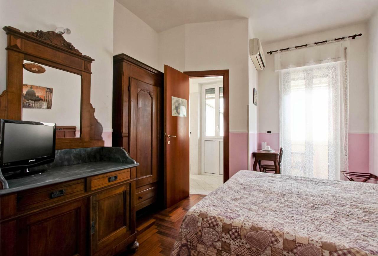 Rent Rooms Filomena E Francesca Róma Kültér fotó